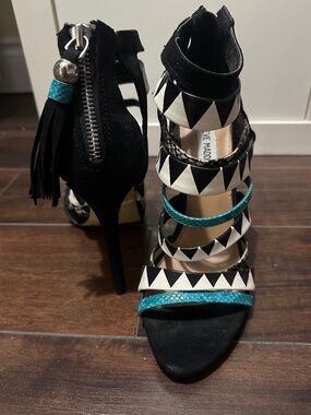 Steve Madden heels 7.5